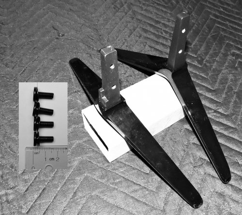 Vizio TV Stand E65-C3 E70-C3