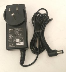 LG AC Adapter WAY62768613 19V 1.3A