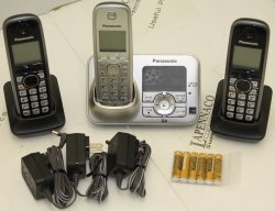 Panasonic KX-TG4131C Cordless Phone Set DECT6.0 (3 Handsets)