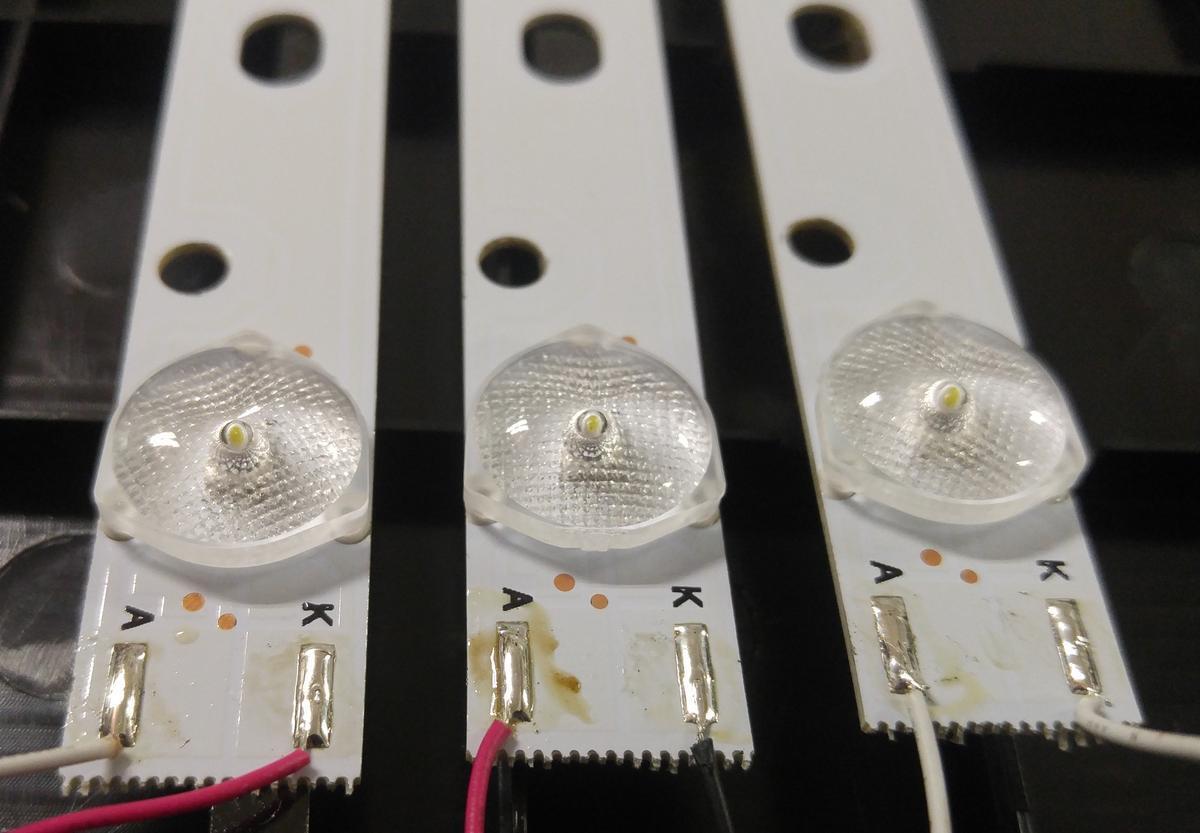 Dynex LED Light Kit IC-A-HWBB40D503 DX-40D510NA15 Rev.A 3 Strips